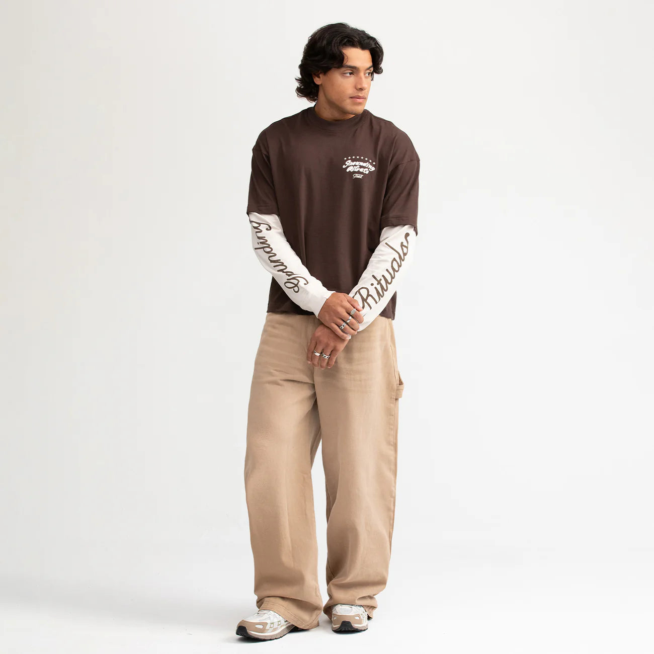 GROUNDING DOUBLE SLEEVE T-SHIRT BROWN - FRONT OF