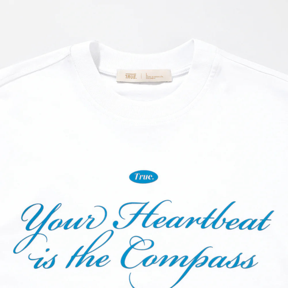 HEARTBEAT OVERSIZED T-SHIRT WHITE - FRONT OF.