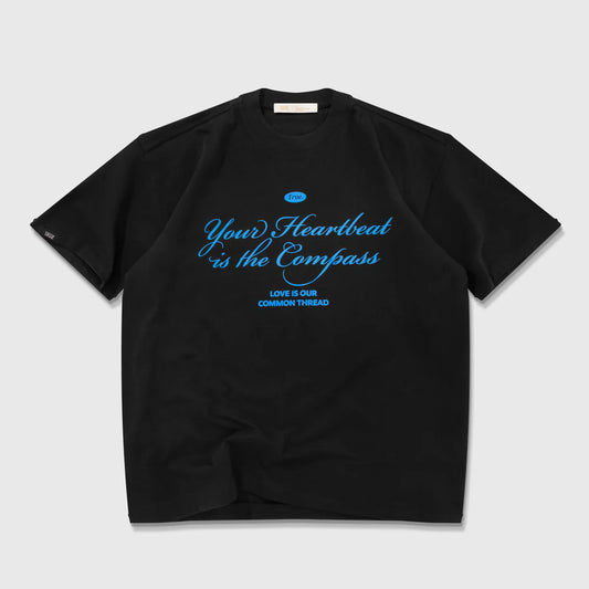 HEARTBEAT OVERSIZED T-SHIRT BLACK - FRONT OF.