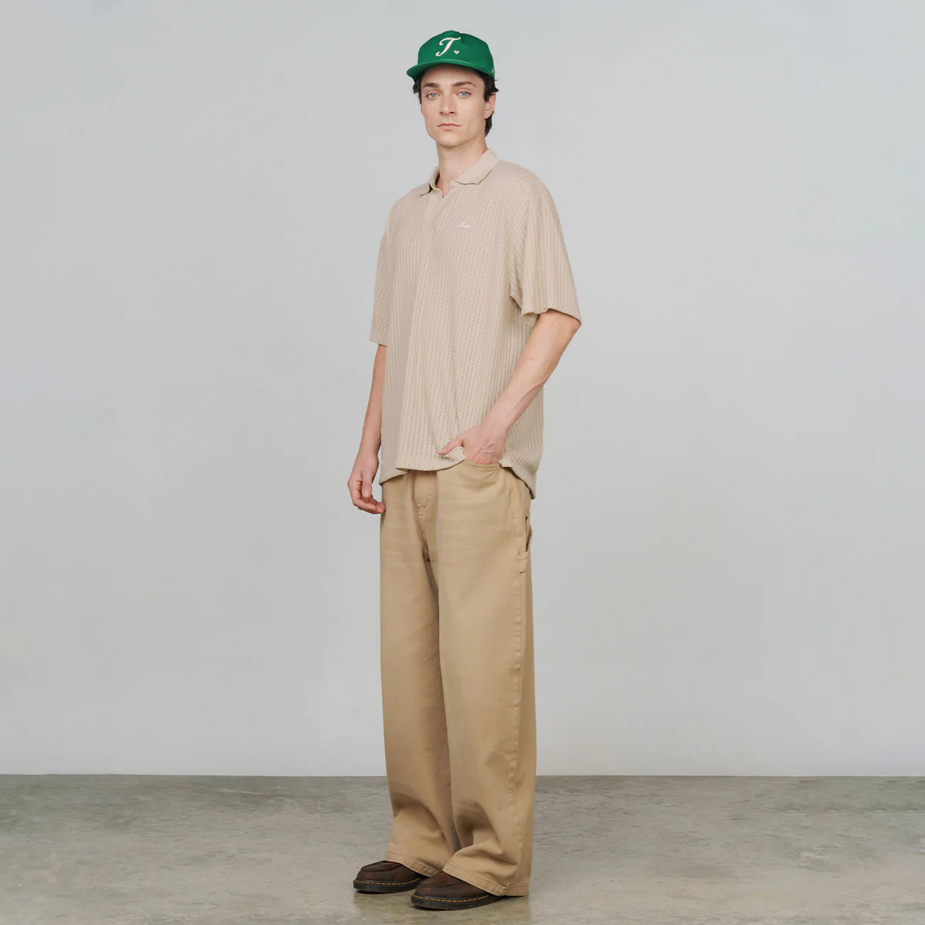 KNIT RESORT POLO SAND - FRONT OF