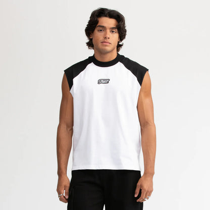 INTERLUDE SL RANGLAN T-SHIRT BLACK - FRONT OF