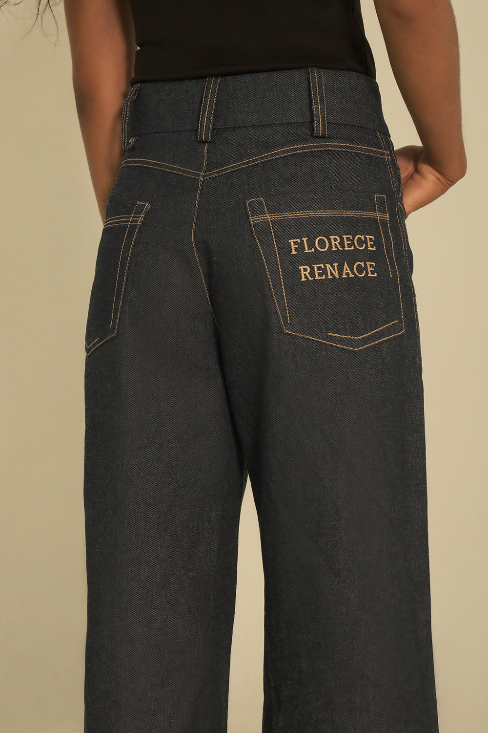 JEAN RETOÑO - FRONT OF