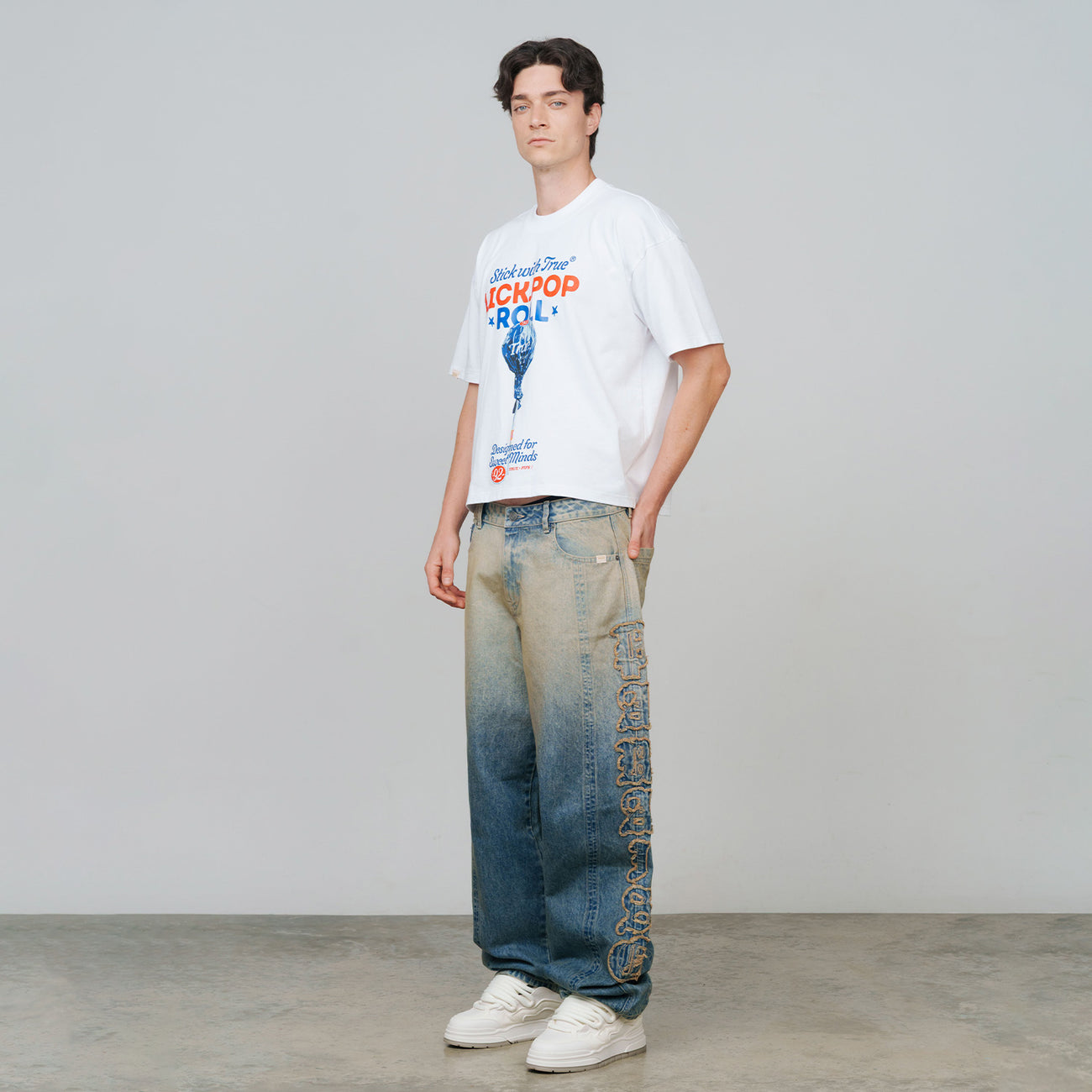 LOLLIPOP BOXY TRUE T-SHIRT WHITE - FRONT OF