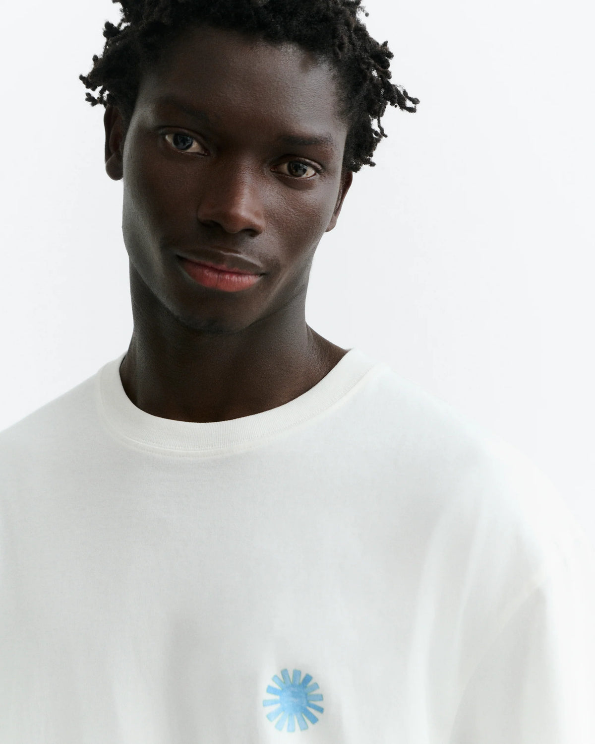 CAMISETA SHINY PEOPLE AARON - FRONT OF