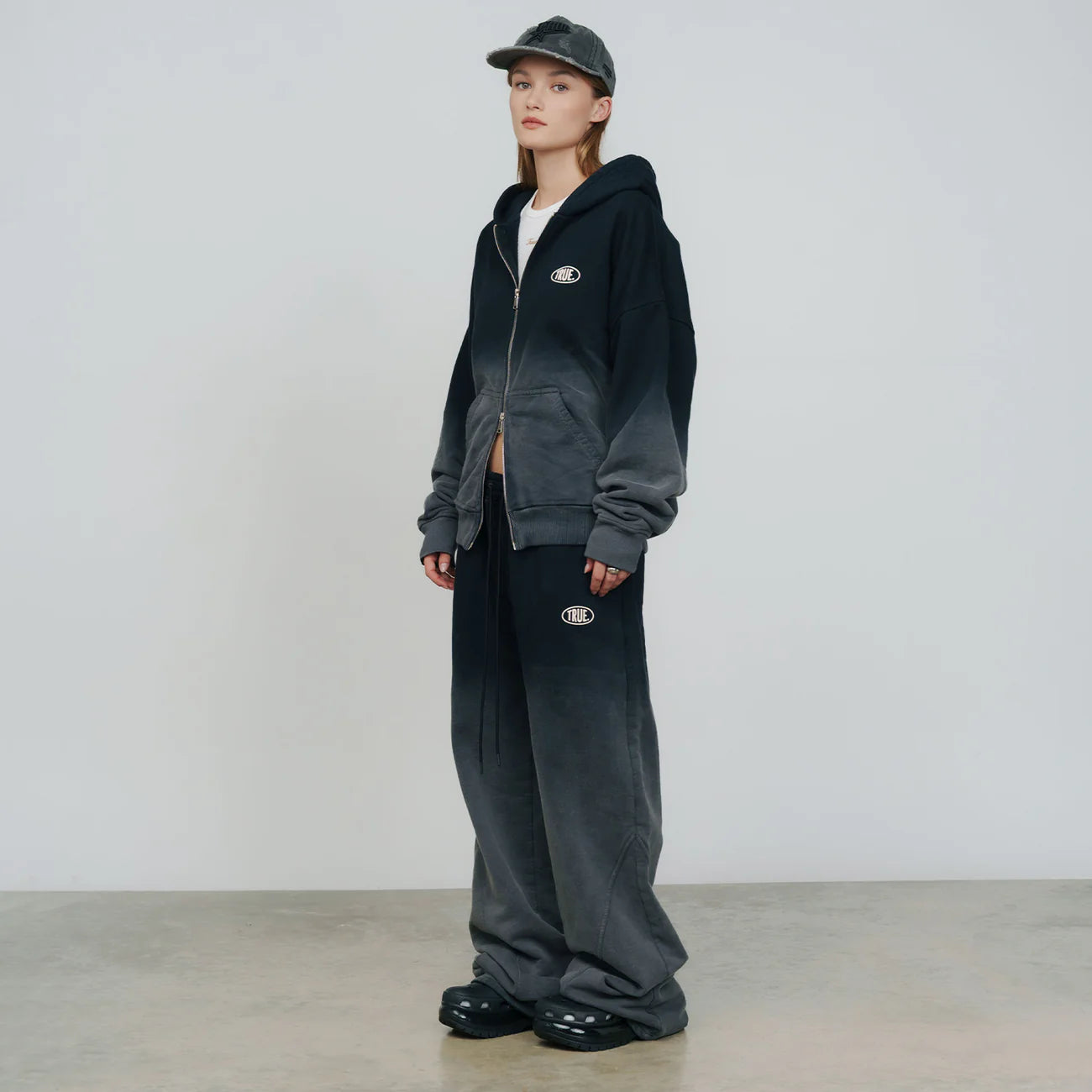 MIDNIGHT DUST HOODIE BLACK - FRONT OF