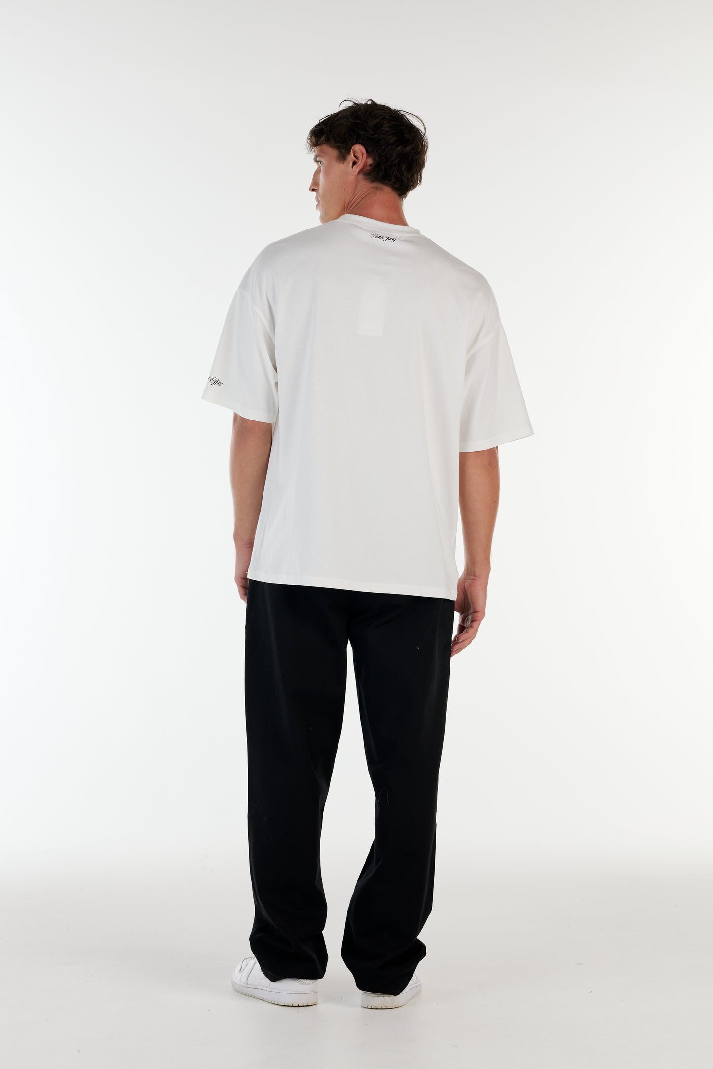 HARVEY T-SHIRT OFF WHITE - FRONT OF.