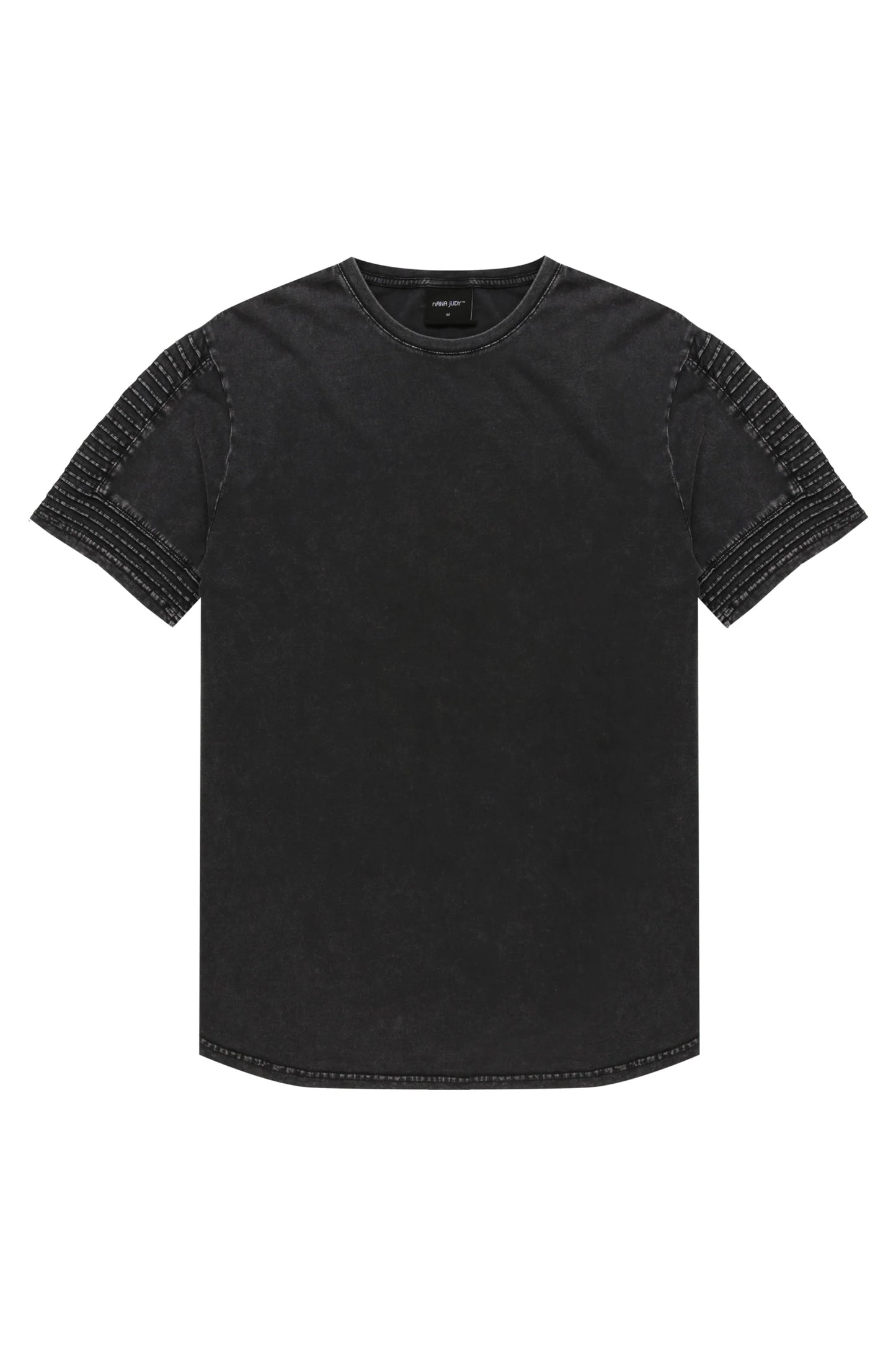 THE MAVERICK T-SHIRT BLACK - FRONT OF.