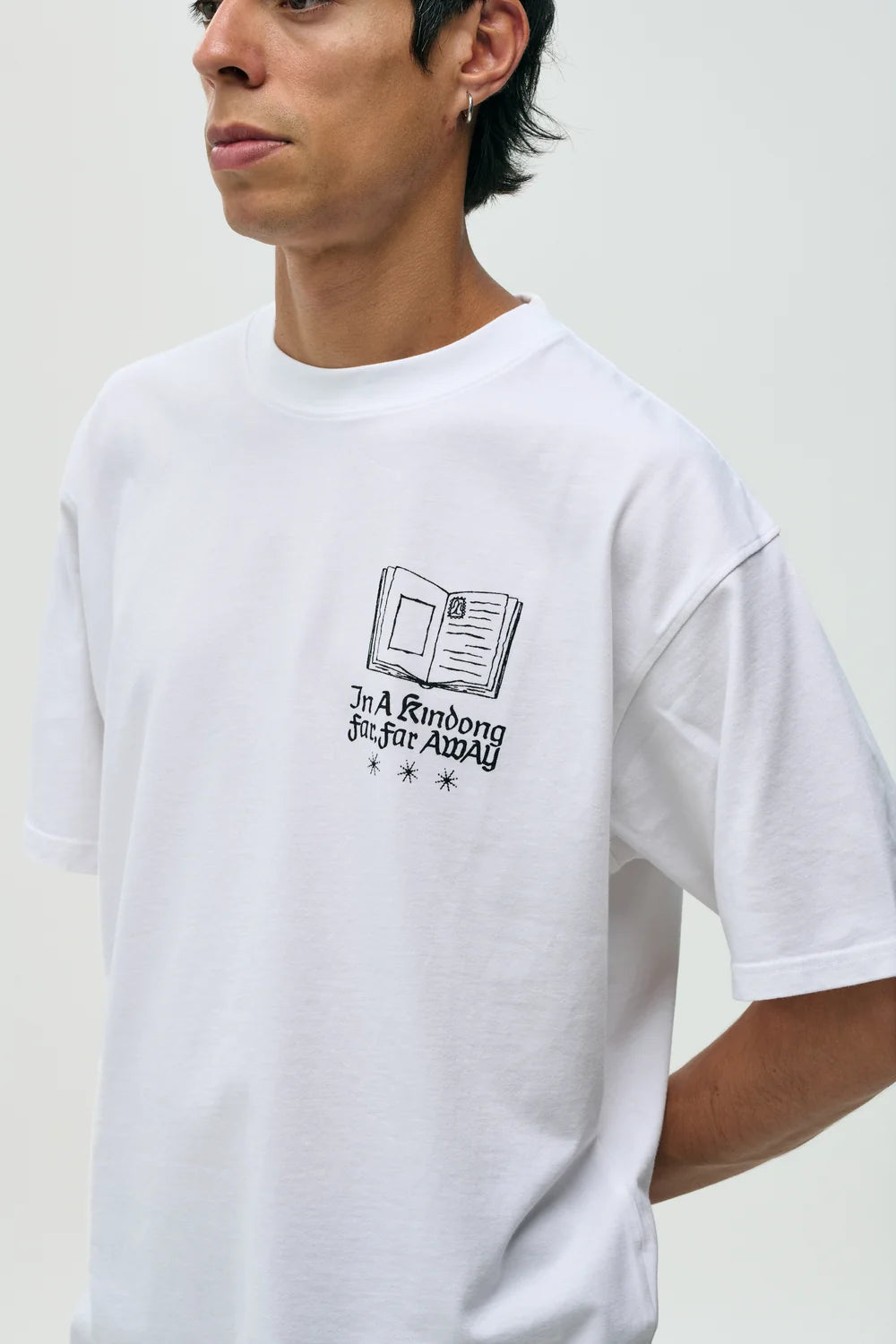 CAMISETA KINGDOM WHITE - FRONT OF