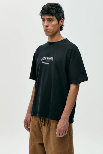 CAMISETA KEYBOARD BLACK - FRONT OF