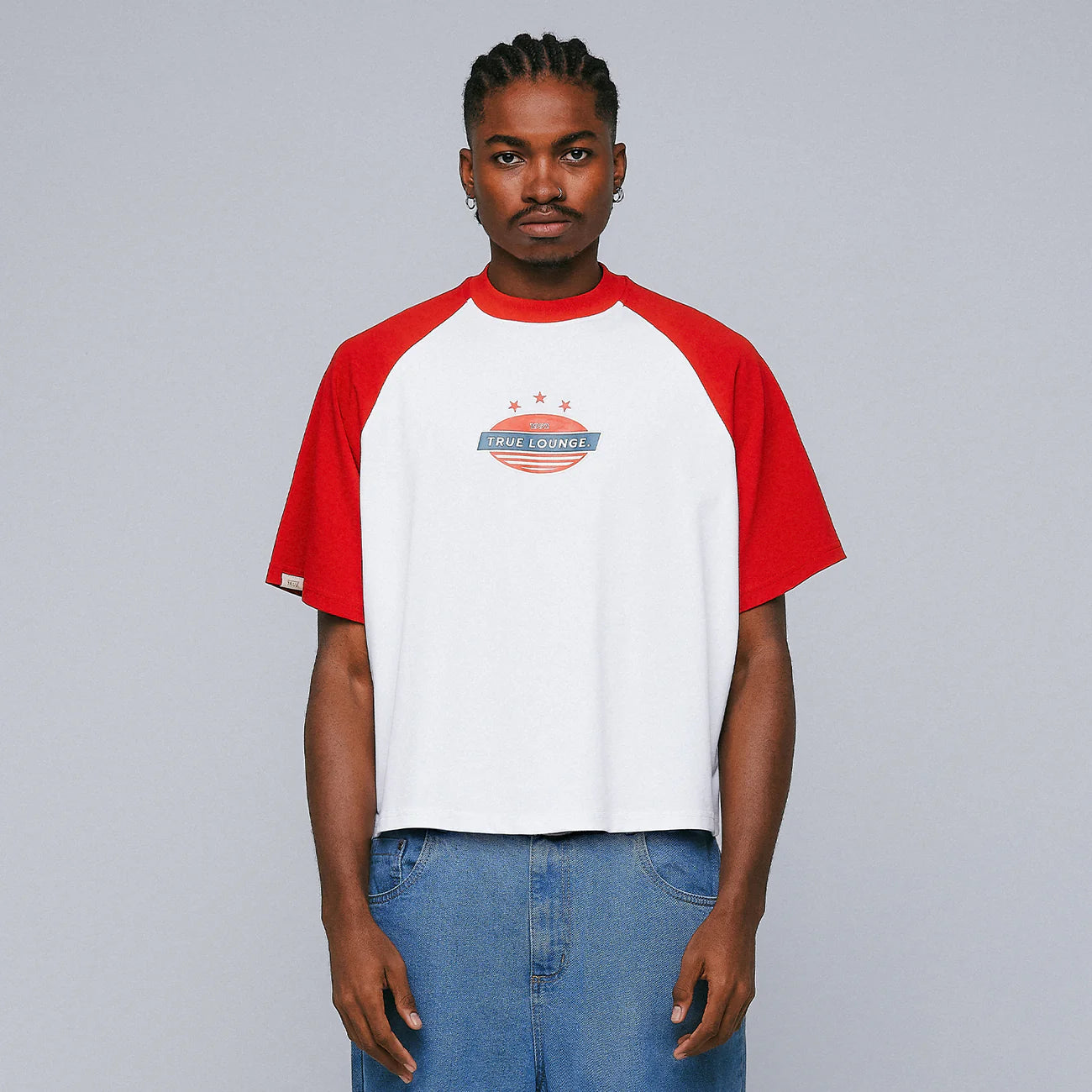 RETRO RANGLAN BOXY T-SHIRT WHITE/RED - FRONT OF.