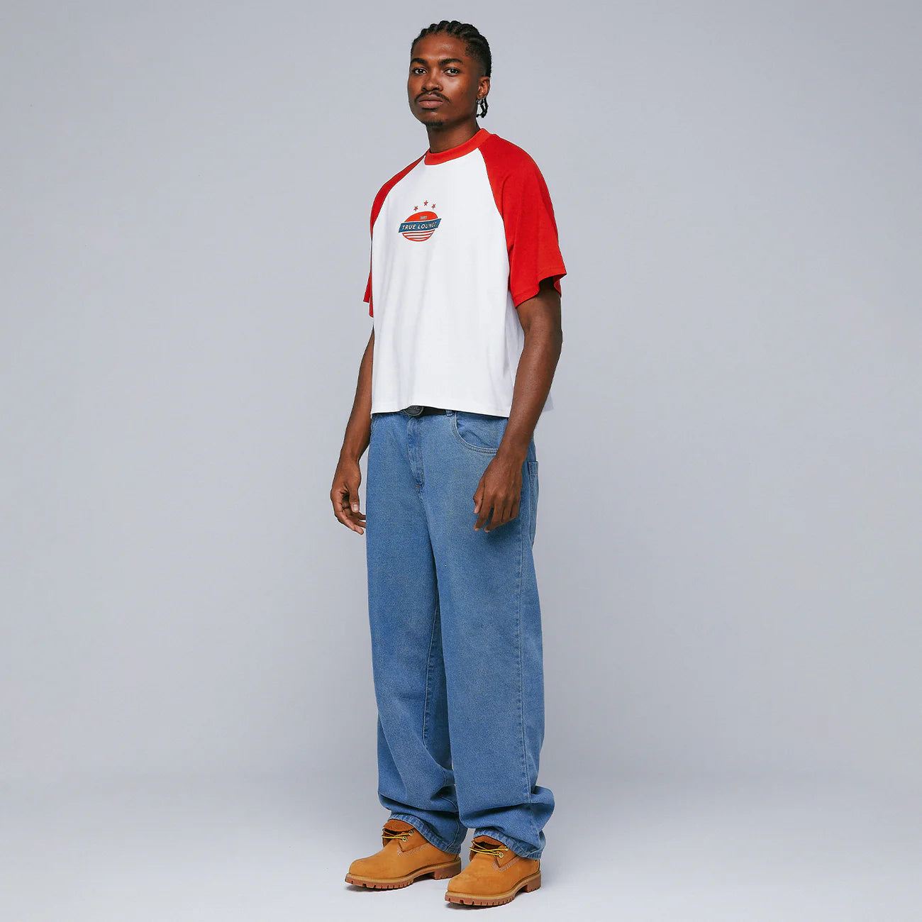 RETRO RANGLAN BOXY T-SHIRT WHITE/RED - FRONT OF.