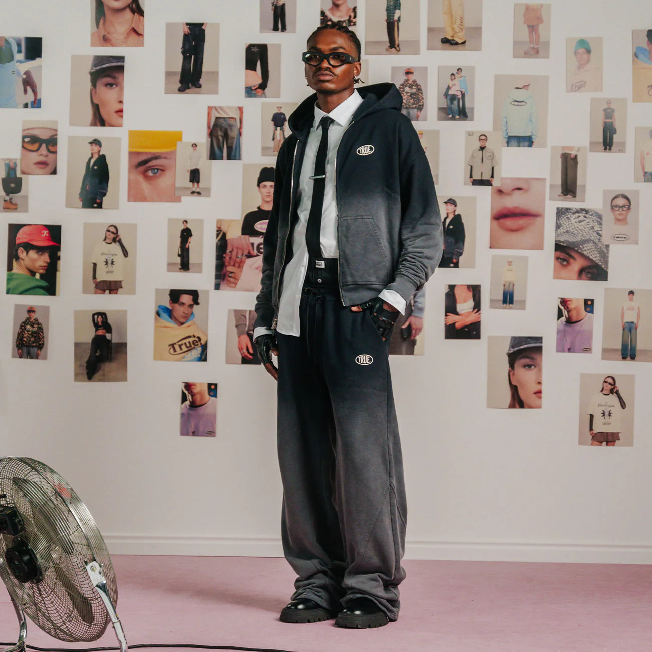 MIDNIGHT DUST HOODIE BLACK - FRONT OF