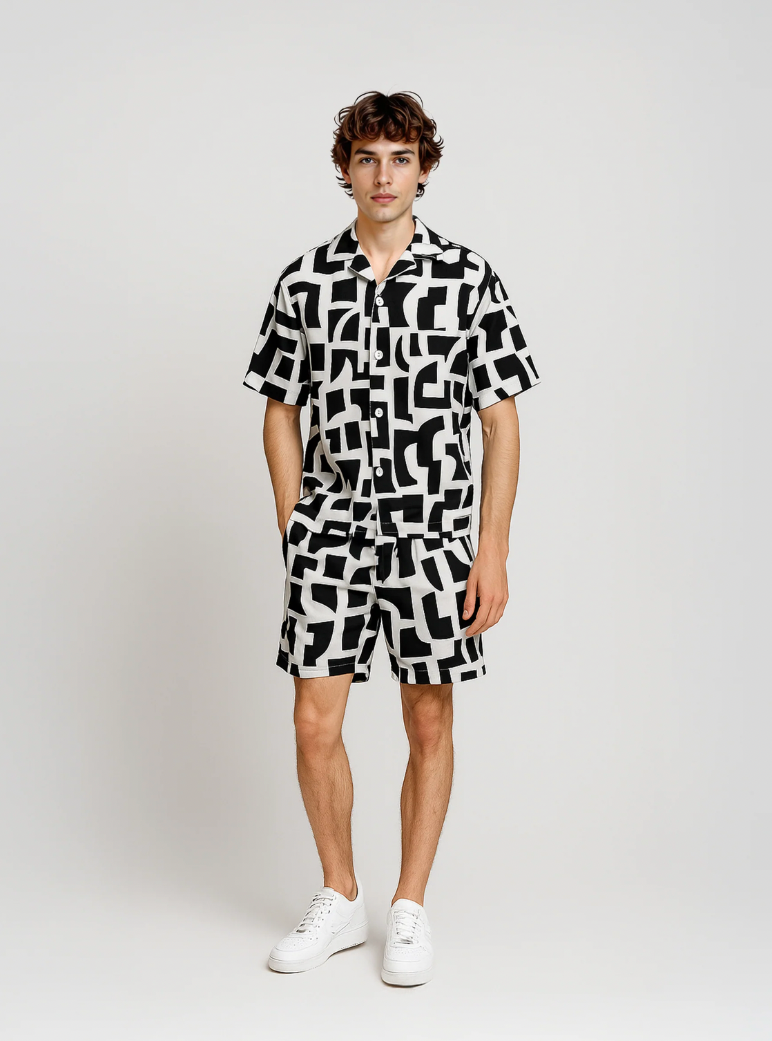 SHORTS DRT GEO BLACK AND WHITE - FRONT OF