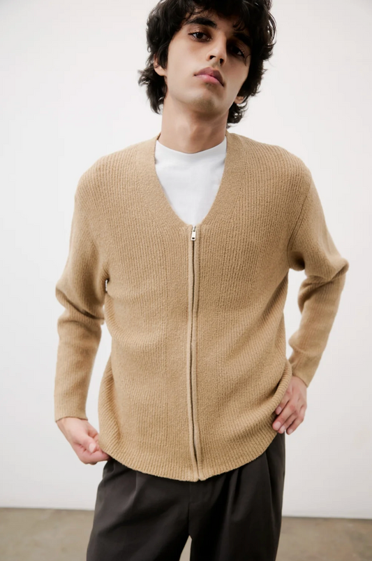 THE MURRAY SWEATER KHAKI - FRONT OF