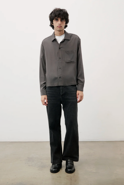 THE MATHIEU SHIRT CHARCOAL - FRONT OF