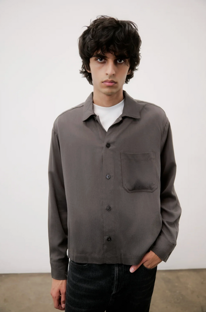 THE MATHIEU SHIRT CHARCOAL - FRONT OF