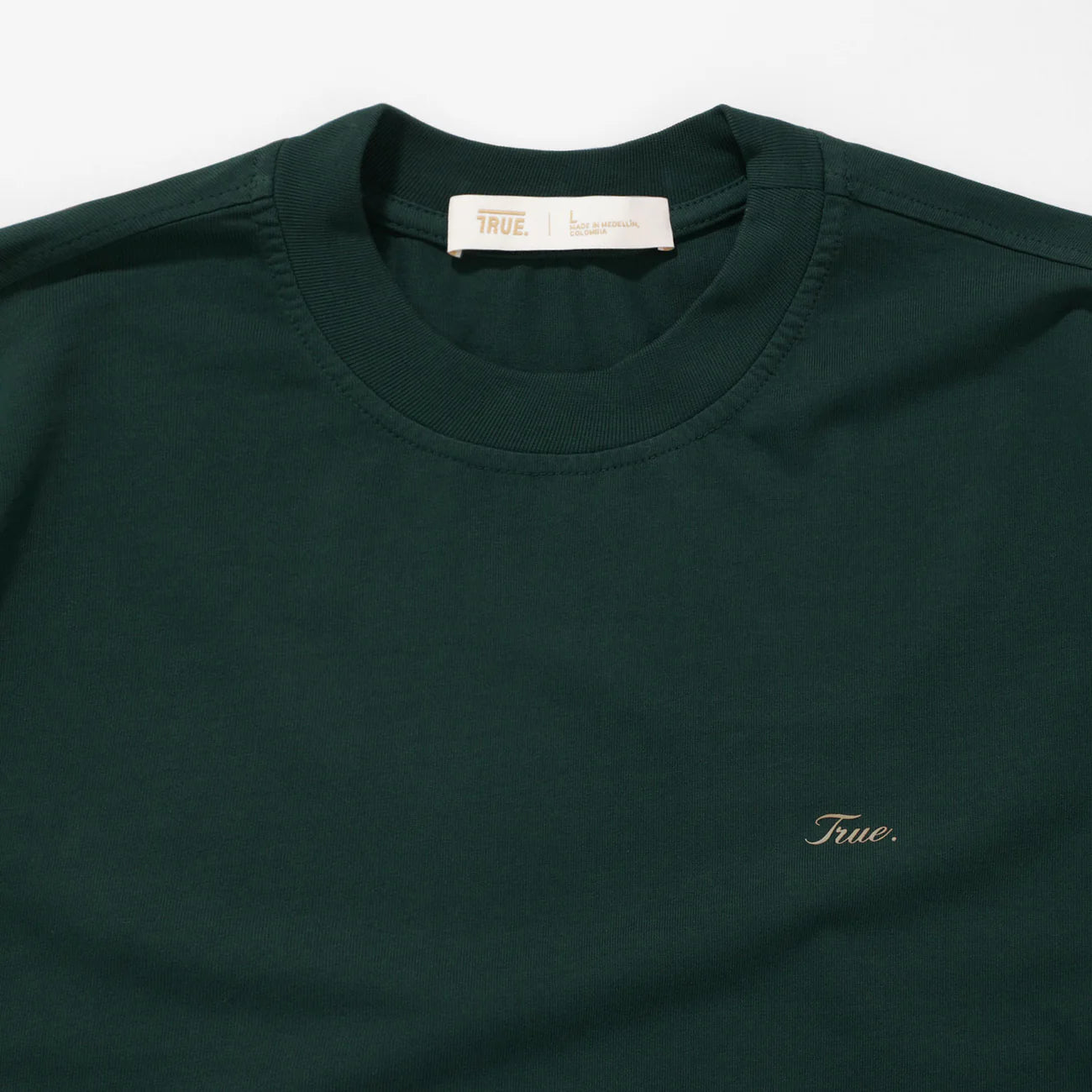 SIGNATURE T-SHIRT PINE GREEN - FRONT OF