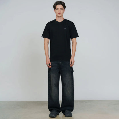 SIGNATURE T-SHIRT BLACK - FRONT OF