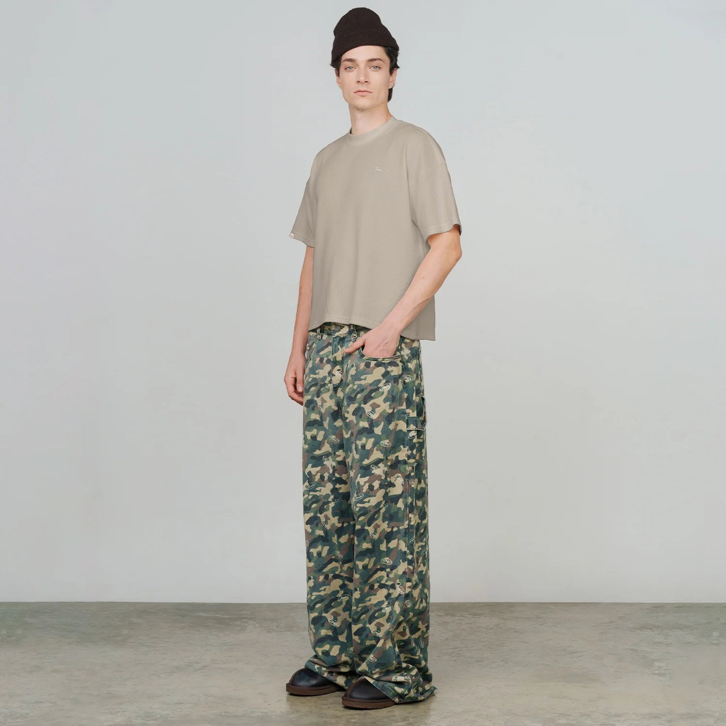 TEXTURED BOXY TEE SAND - FRONT OF