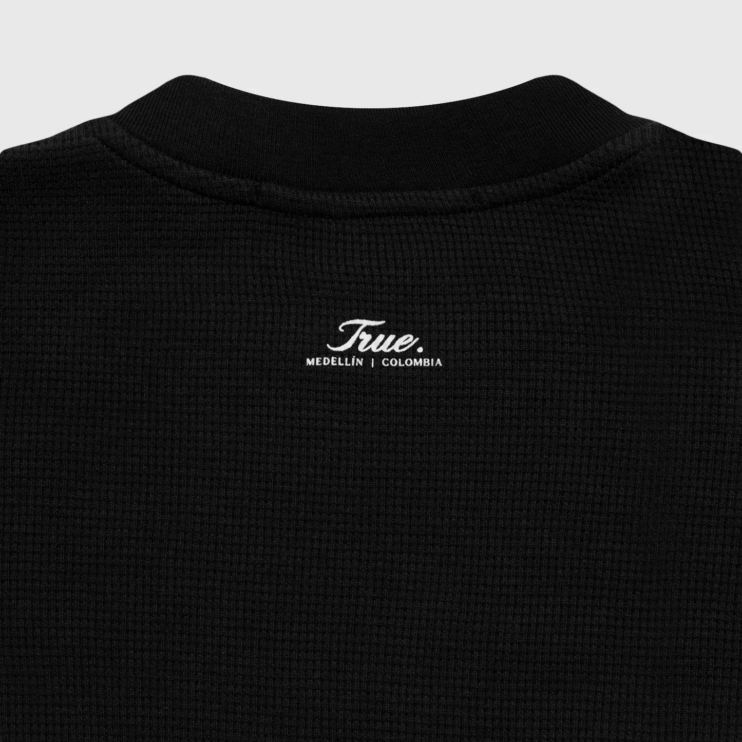 TEXTURED BOXY TEE BLACK - FRONT OF