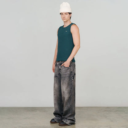 TEXTURED SLEEVELESS T-SHIRT PINE GREEN - FRONT OF