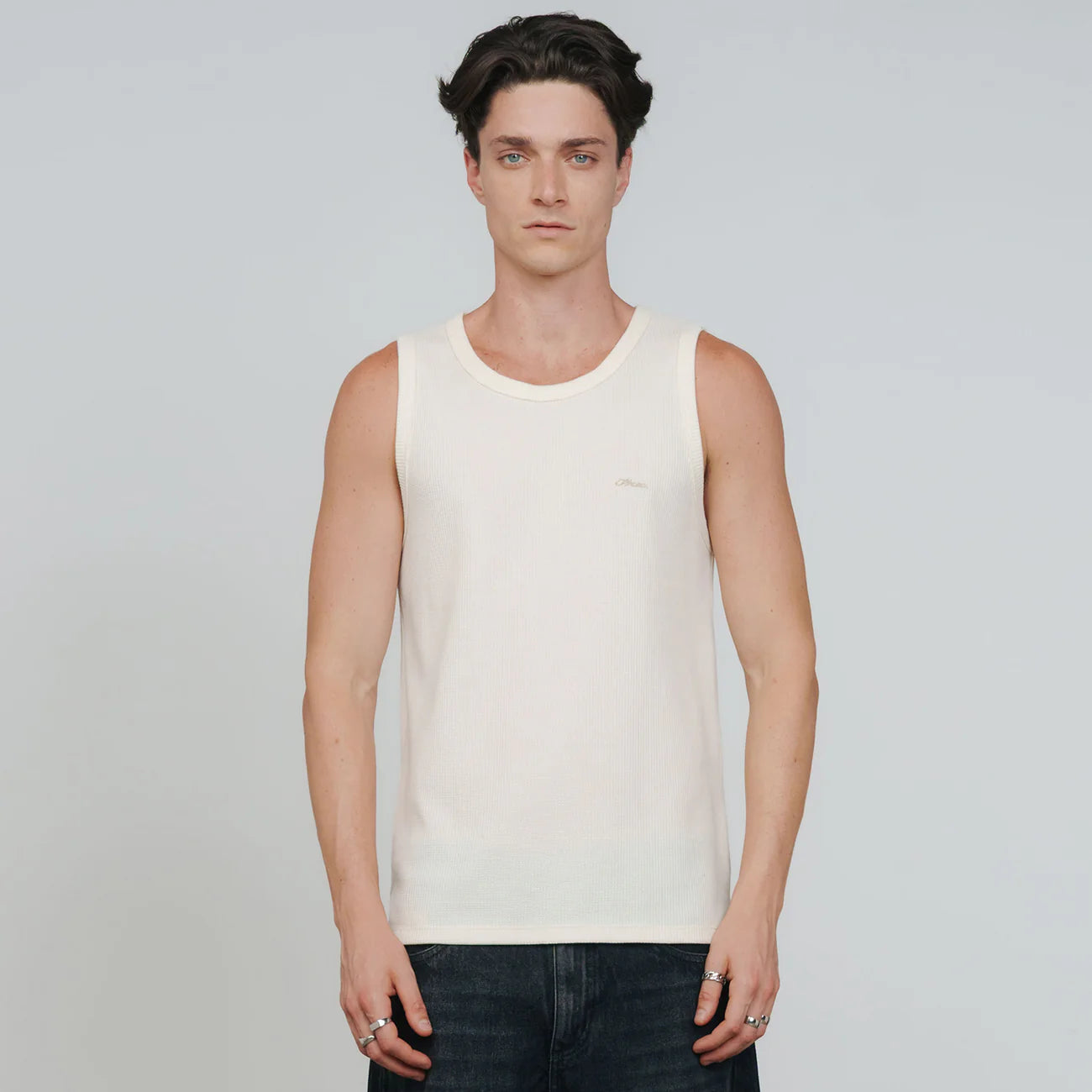 TRUE TEXTURE SLEEVELESS TEE CREAM - FRONT OF