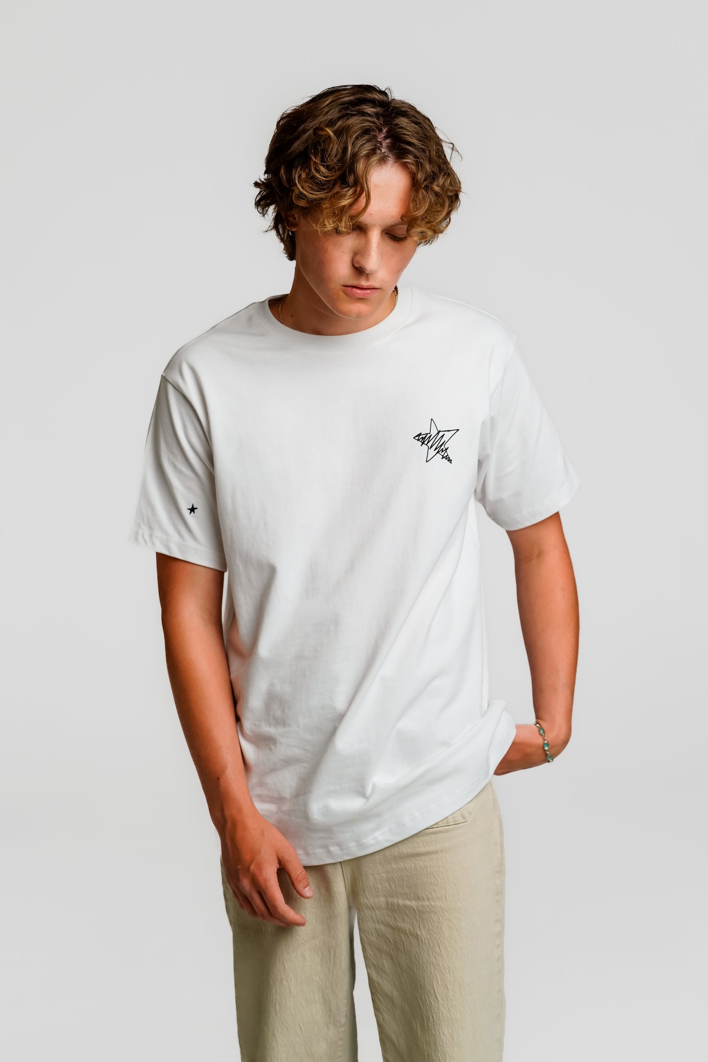 VALLDOREIX STATEMENT TEE WHITE - FRONT OF