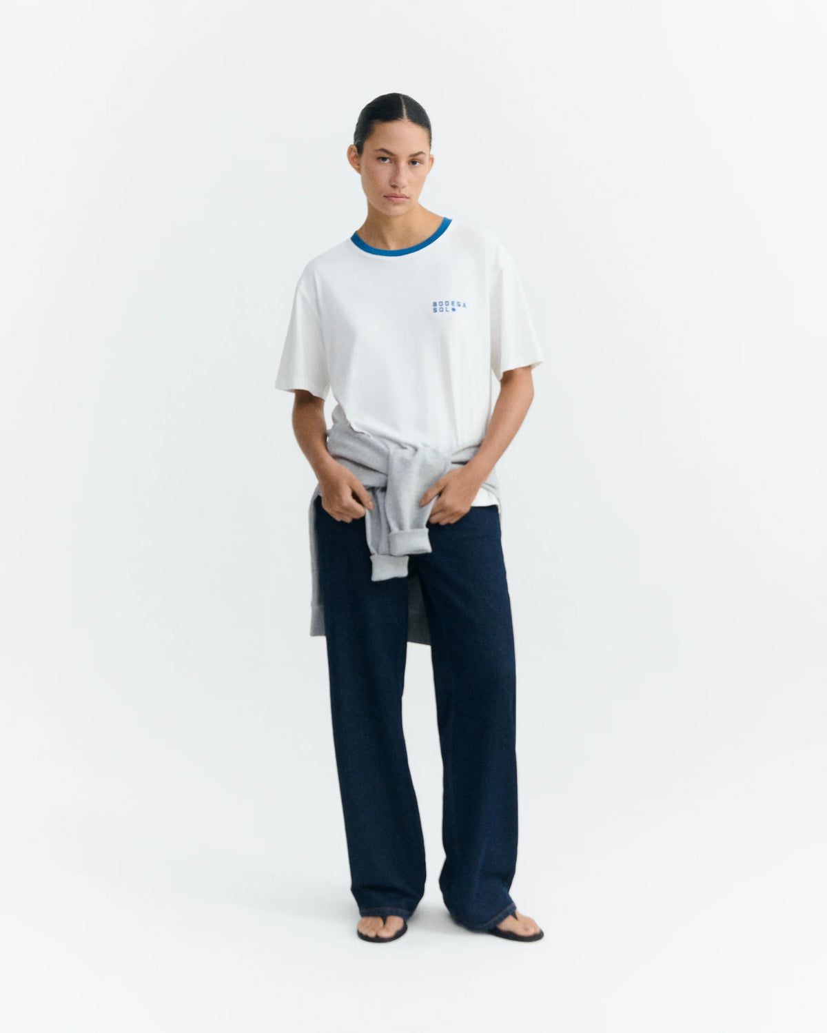 CAMISETA CONTRASTE AZUL BODEGA SOL LUCIA - FRONT OF