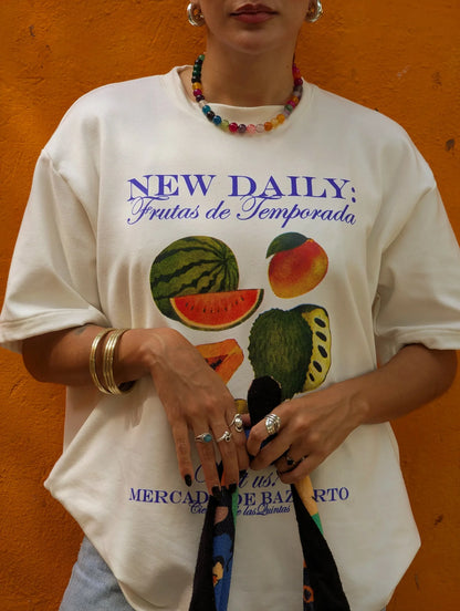 FRUTAS DE TEMPORADA T-SHIRT - FRONT OF