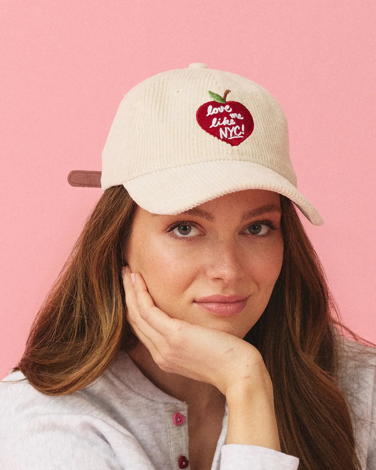 GORRA NYC CORDUROY RED AND WHITE - FRONT OF
